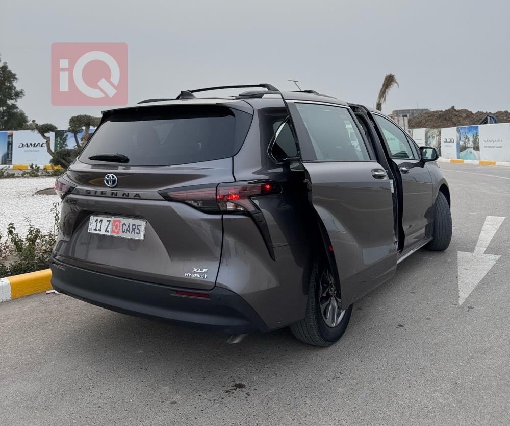 تويوتا سيينا